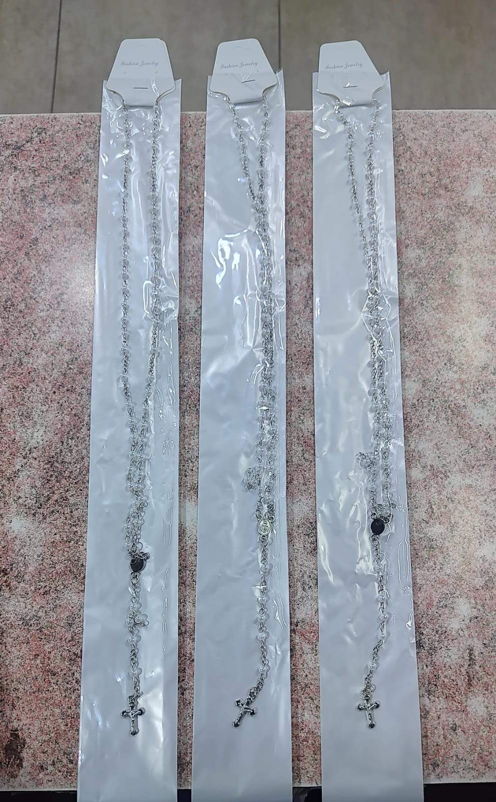 🙏✨ Rosario de Metal con Perlas Chicas ✨🙏